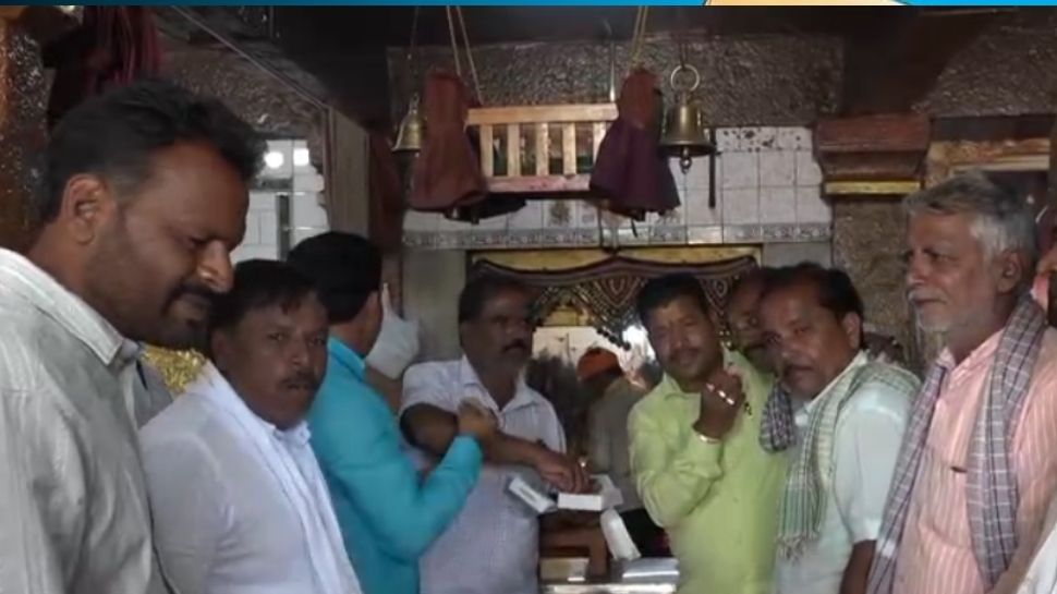ಶಿವಳ್ಳಿ ಹೋರಾಟಕ್ಕೆ ಜಯ: ಗ್ರಾಮದೇವತೆಗೆ ಪೂಜೆ ಸಲ್ಲಿಸಿ ಸಂಭ್ರಮಿಸಿದ ಗ್ರಾಮಸ್ಥರು