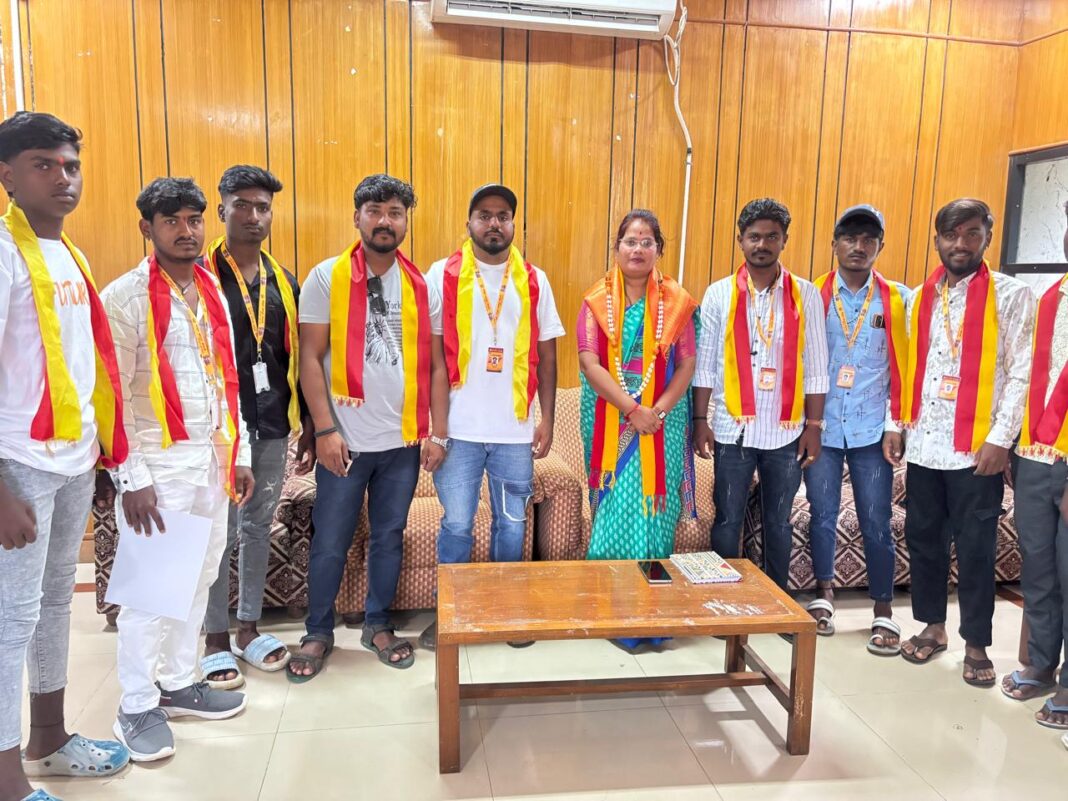 ಕನ್ನಡ ಜಾಗೃತಿ ವೇದಿಕೆ ಪದಾಧಿಕಾರಿಗಳ ಪದಗ್ರಹಣ