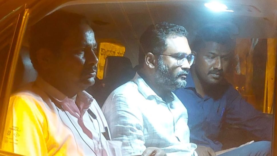 ₹50 ಲಕ್ಷ ಲಂಚಕ್ಕೆ ಬೇಡಿಕೆ ಆರೋಪ: ಧಾರವಾಡ ತಹಶೀಲ್ದಾರ್ ಸಚ್ಚಿದಾನಂದ ಕುಚನೂರು ಲೋಕಾಯುಕ್ತ ಬಲೆಗೆ